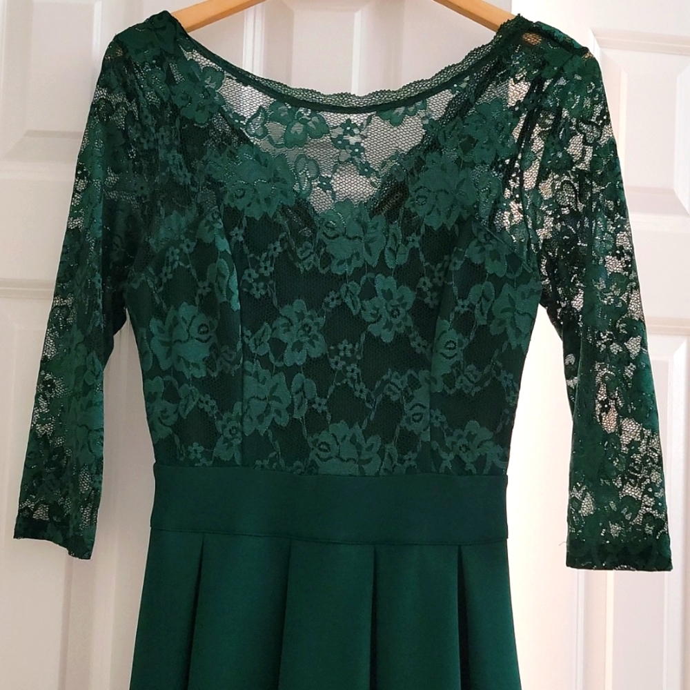 Lace emerald color Dress